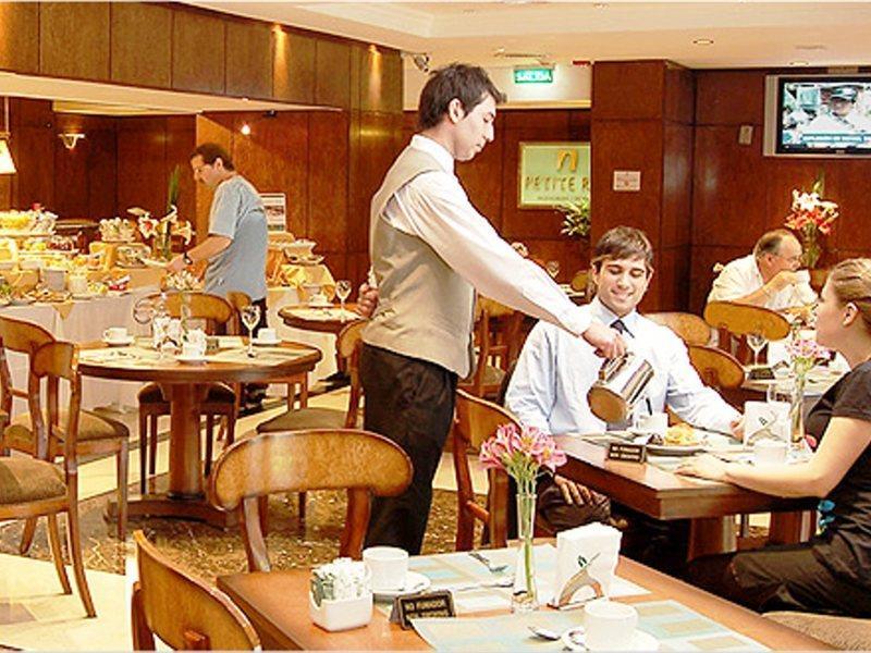 Howard Johnson Hotel 9 De Julio Avenue Buenos Aires Extérieur photo
